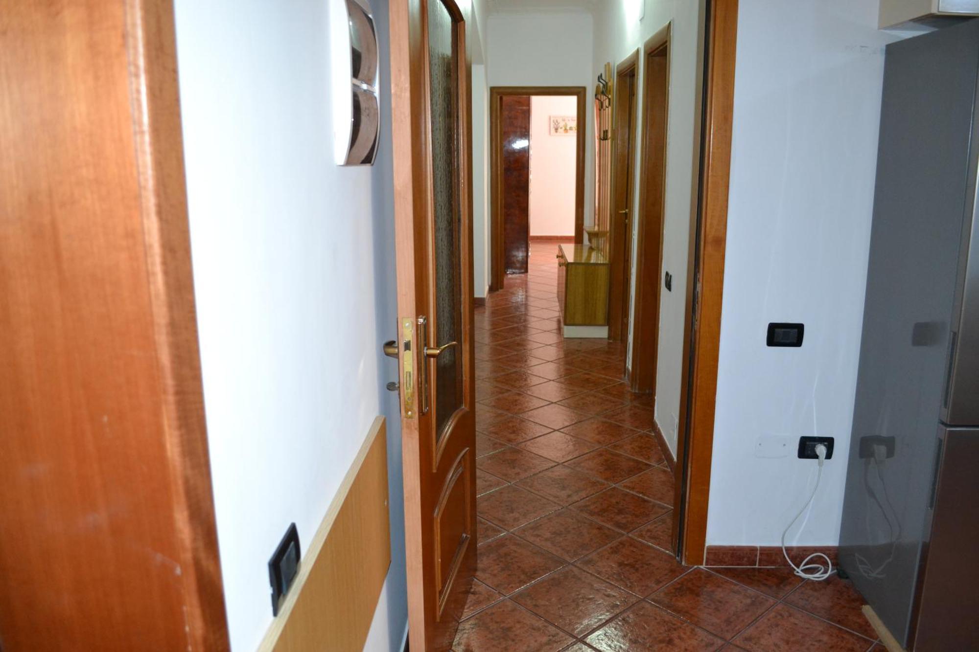 5 Bedrooms In Wlora