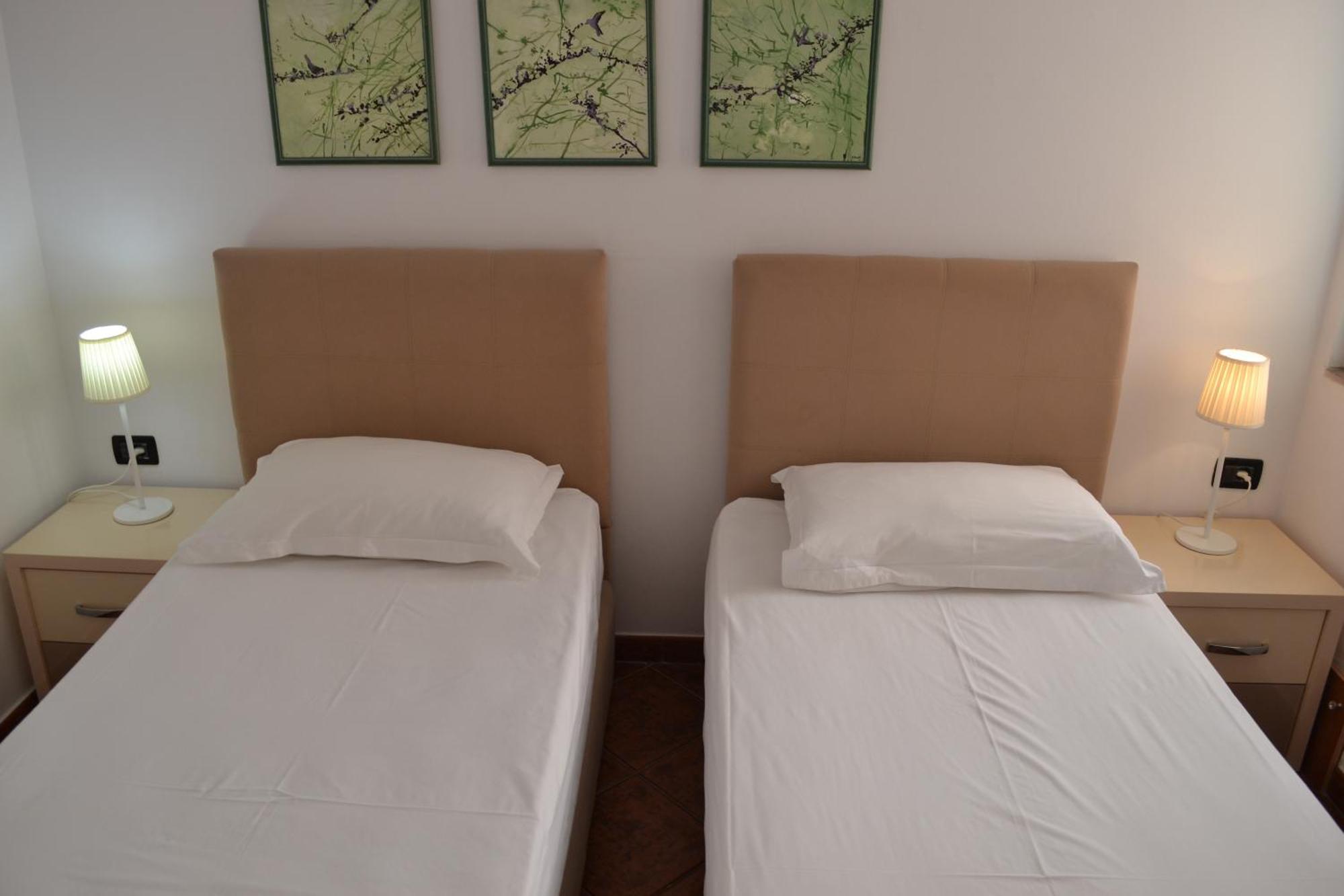 Apartament 5 Bedrooms In